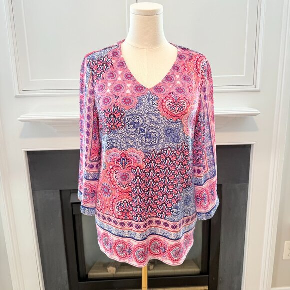 ๐ธ Chicoโs Paisley & Floral V-Neck Top โ Size 1 (Medium/Large) ๐๐๐ - Picture 2 of 14